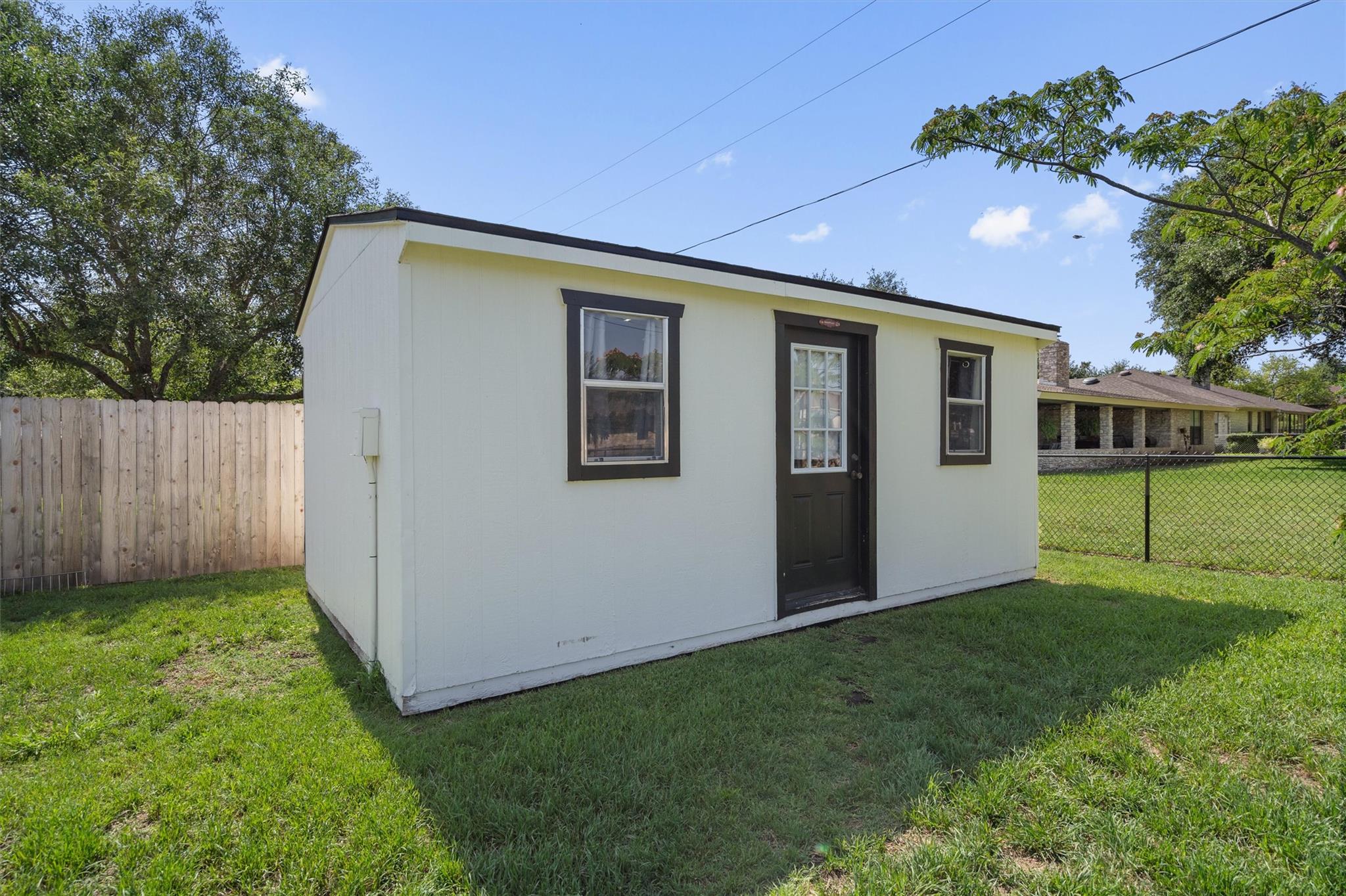 Taylor, Texas 76574, United States, 3 Bedrooms Bedrooms, ,2 BathroomsBathrooms,Residential,Active,126444