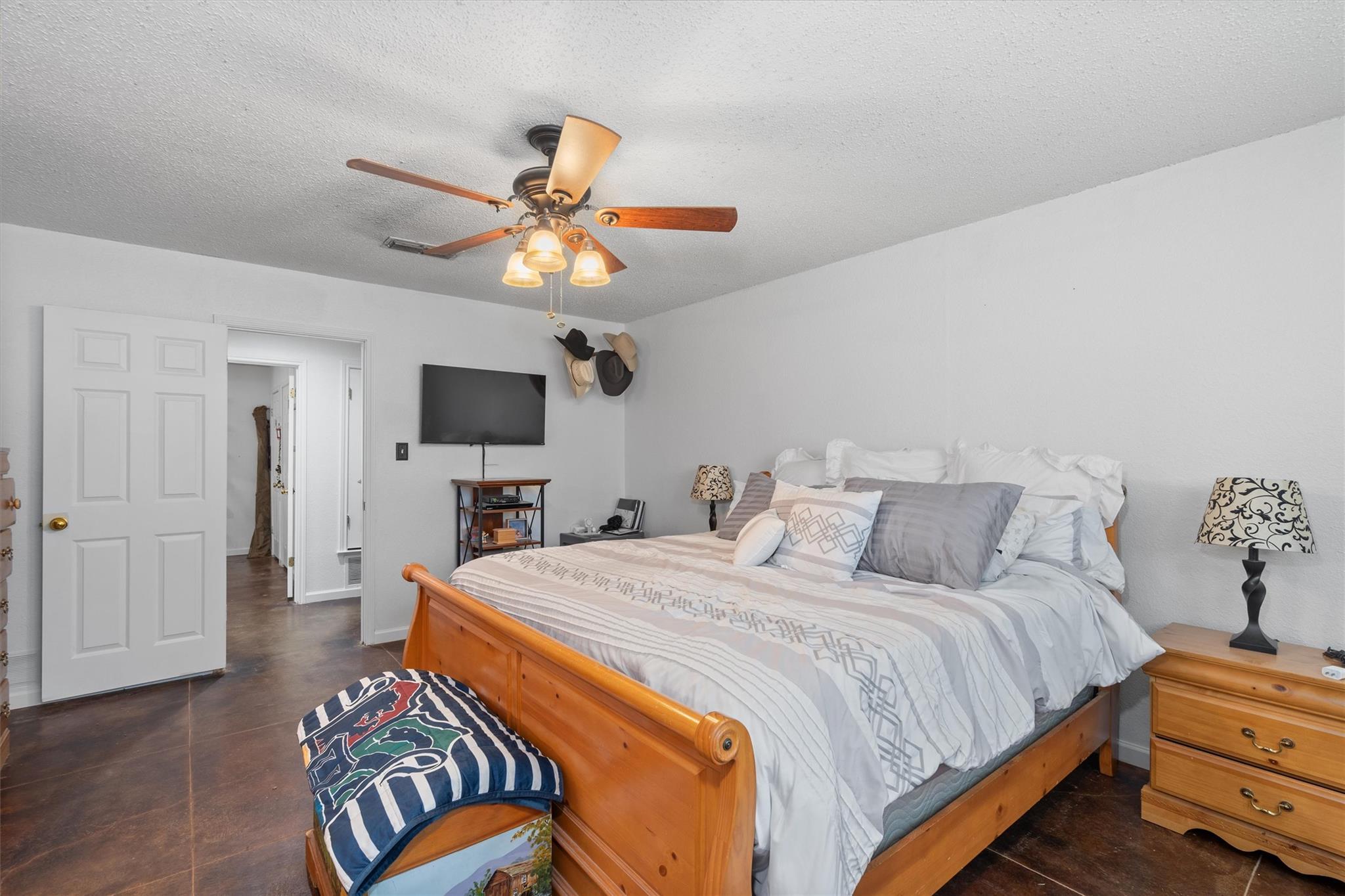 Taylor, Texas 76574, United States, 3 Bedrooms Bedrooms, ,2 BathroomsBathrooms,Residential,Active,126444