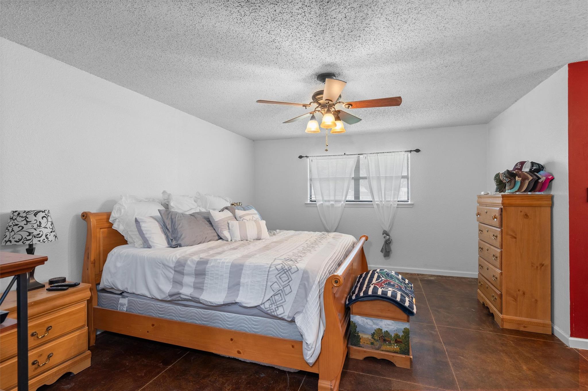 Taylor, Texas 76574, United States, 3 Bedrooms Bedrooms, ,2 BathroomsBathrooms,Residential,Active,126444