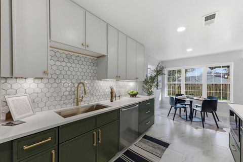 Tiny photo for 8909 Laurel Grove DR, Austin, TX 78758 (MLS # 8418583)