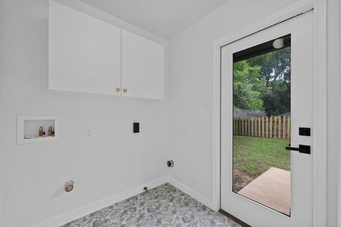 Tiny photo for 8909 Laurel Grove DR, Austin, TX 78758 (MLS # 8418583)