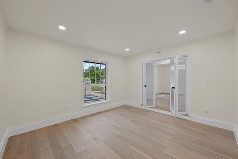 Tiny photo for 8909 Laurel Grove DR, Austin, TX 78758 (MLS # 8418583)