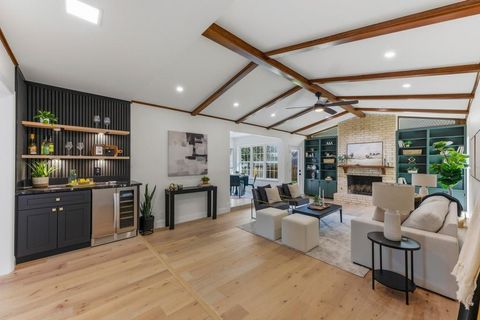 Photo of 8909 Laurel Grove DR, Austin, TX 78758 (MLS # 8418583)