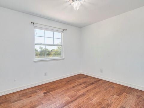 Tiny photo for 824 Whitehall DR, Pflugerville, TX 78660 (MLS # 3733139)