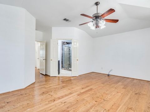 Tiny photo for 824 Whitehall DR, Pflugerville, TX 78660 (MLS # 3733139)