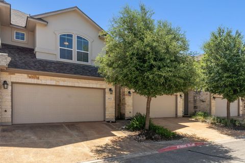 Photo of 13400 Briarwick DR #1802, Austin, TX 78729 (MLS # 3726906)