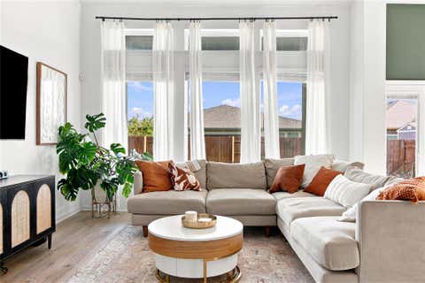 Tiny photo for 8204 Yokohama TER, Austin, TX 78744 (MLS # 2211991)