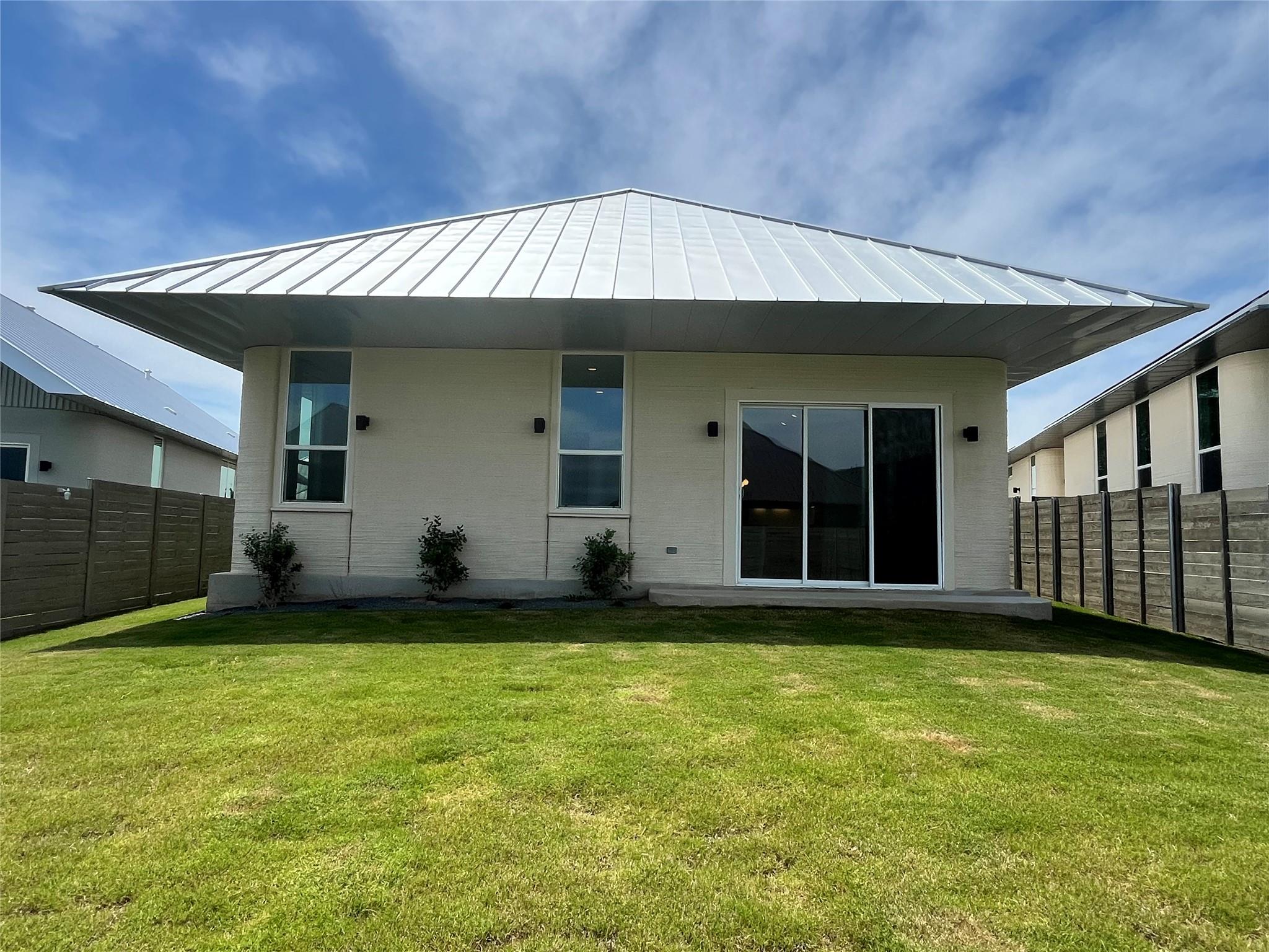 221 Blue Blaze TRL