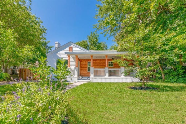 1003 E 39TH ST, AUSTIN, TX 78751 - Image 4e15f8a72df0531d871b918e3b10aab2/1809824812