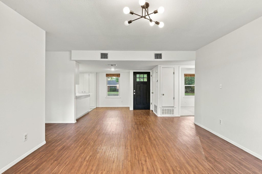 Photo of 1714 Twin Island DR, Lockhart, TX 78644 (MLS # 1615258)
