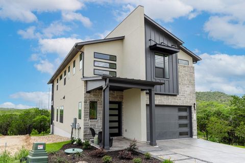 Photo of 604 Grapeleaf DR, Lakeway, TX 78738 (MLS # 9522582)