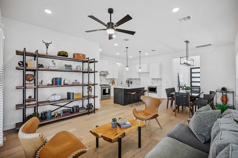 Tiny photo for 604 Grapeleaf DR, Lakeway, TX 78738 (MLS # 9522582)