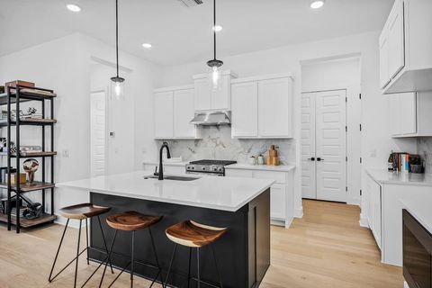 Tiny photo for 604 Grapeleaf DR, Lakeway, TX 78738 (MLS # 9522582)