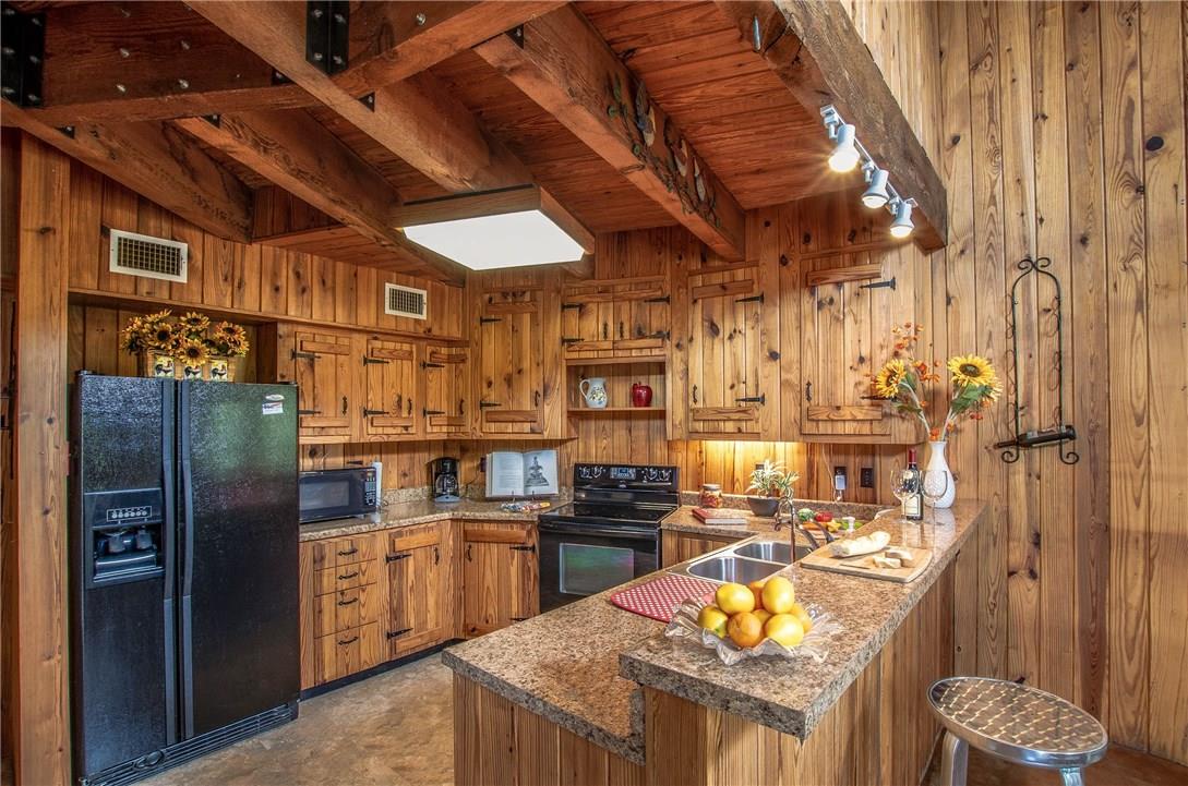 450 Oakwood LOOP