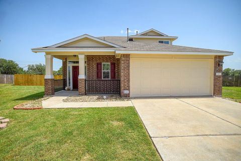 Photo of 410 S Hunting Lodge LN, Bastrop, TX 78602 (MLS # 8281051)