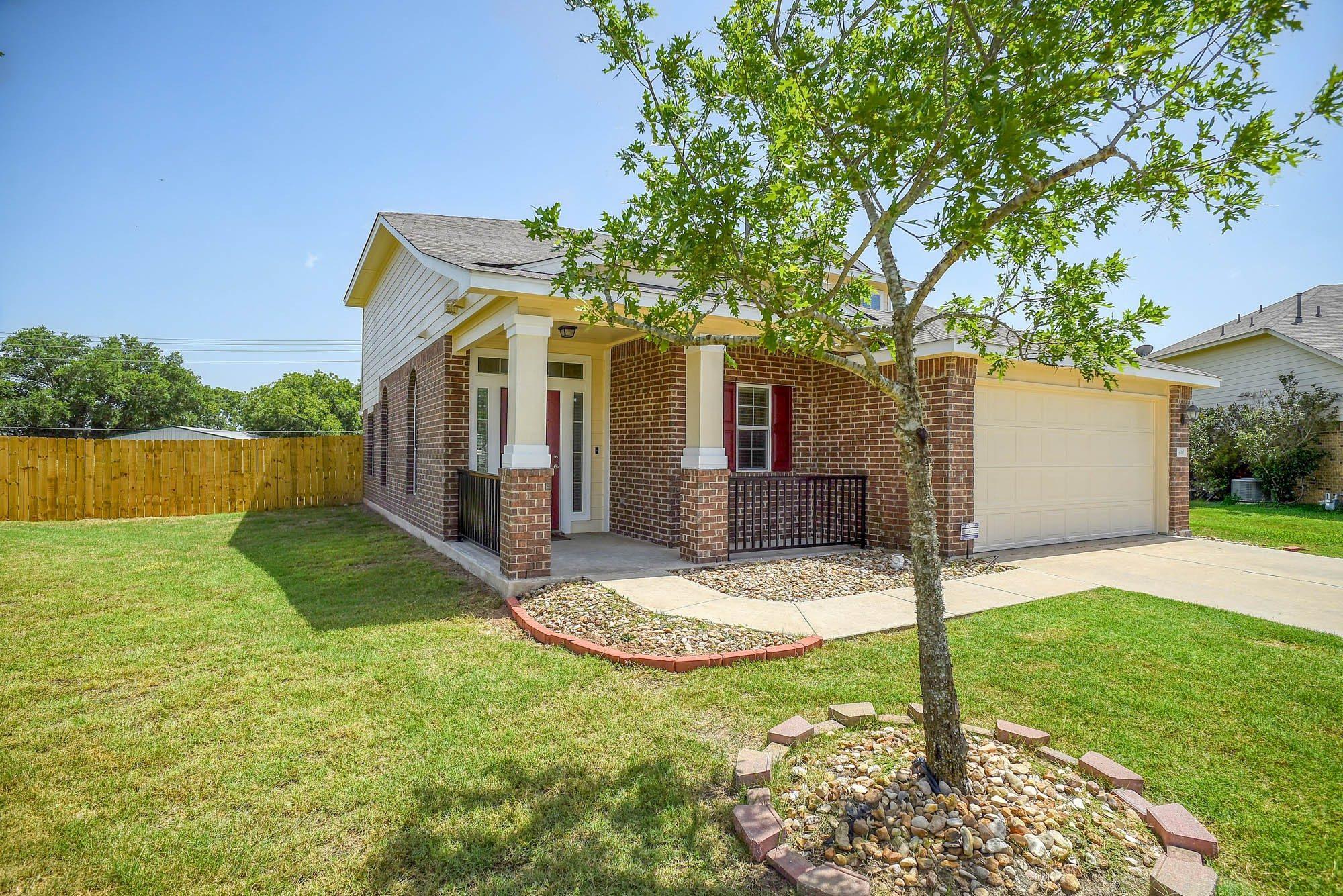 410 S Hunting Lodge LN