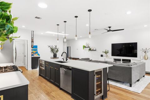 Tiny photo for 6921 Beatty DR, Austin, TX 78749 (MLS # 9676835)