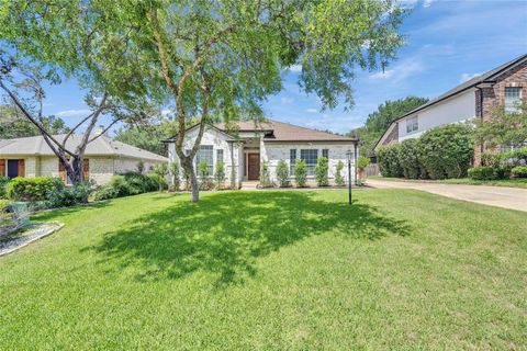 203 Sailors RUN Lakeway TX 78734