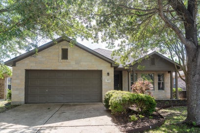 105 Remington RUN Bastrop TX 78602