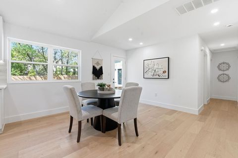 Tiny photo for 8414 Briarwood LN, Austin, TX 78757 (MLS # 5689553)