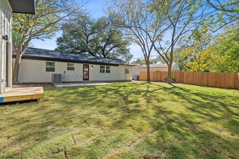 Tiny photo for 8414 Briarwood LN, Austin, TX 78757 (MLS # 5689553)