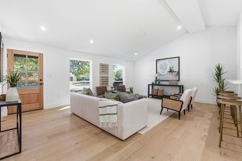 Tiny photo for 8414 Briarwood LN, Austin, TX 78757 (MLS # 5689553)