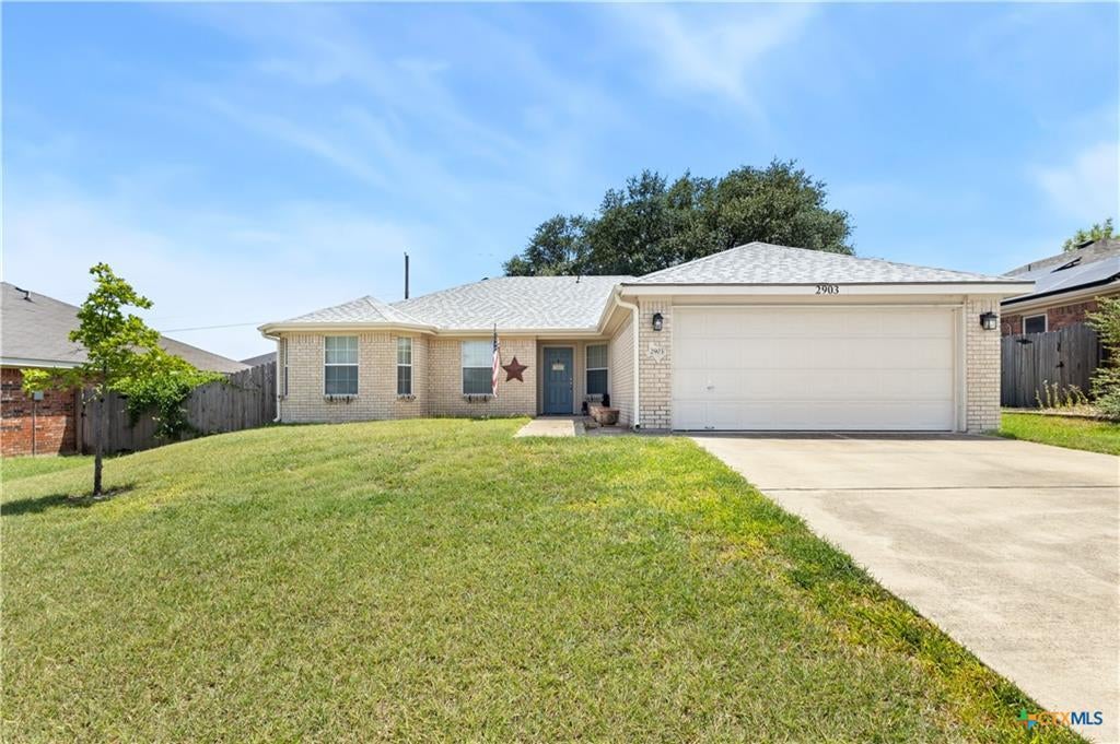 2903 Curtis DR