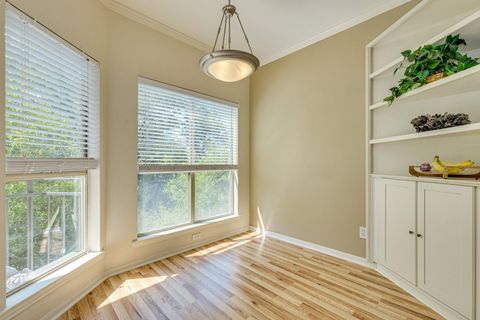 Tiny photo for 6000 Shepherd Mountain CV #807, Austin, TX 78730 (MLS # 8446544)