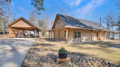 Photo of 537 County Road 1596, Hughes Springs, TX 75630 (MLS # 4641491)