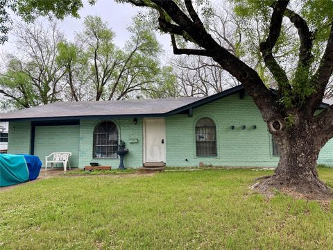 4607 Craigwood DR Austin TX 78725