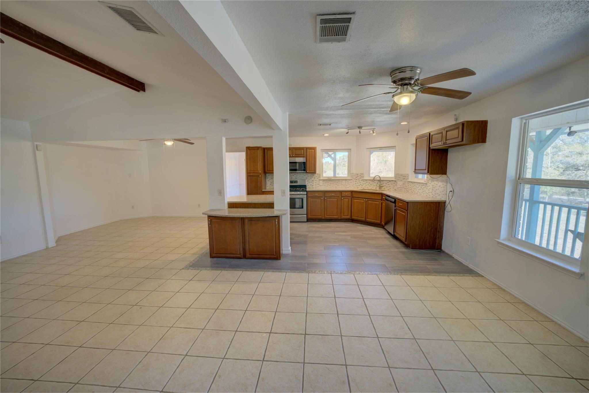 681 Old Lytton Springs RD