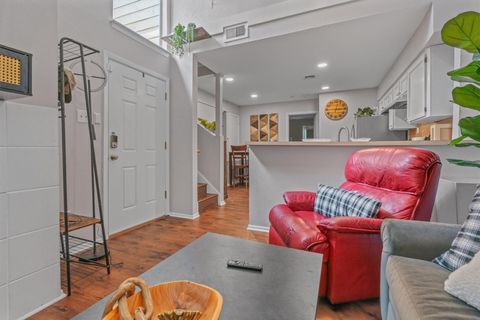 5608 Cougar DR 226 Austin TX 78745