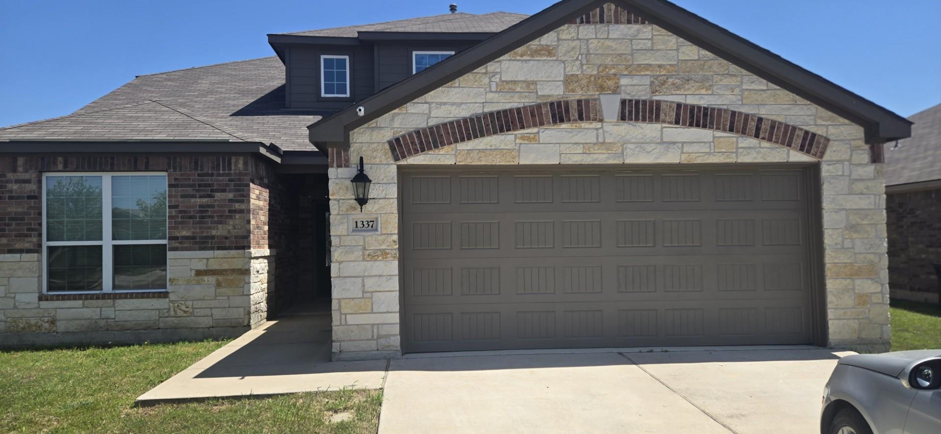 1337 Violet LN
