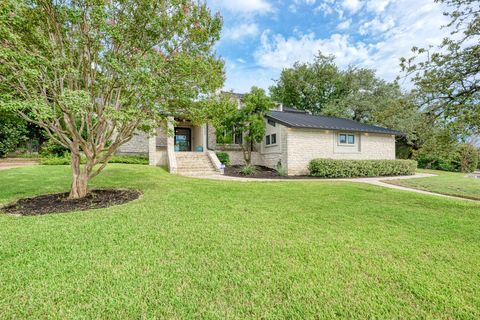 10505 Lockerbie DR Austin TX 78750