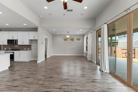 Tiny photo for 19010 Medio CV, Austin, TX 78738 (MLS # 7427537)