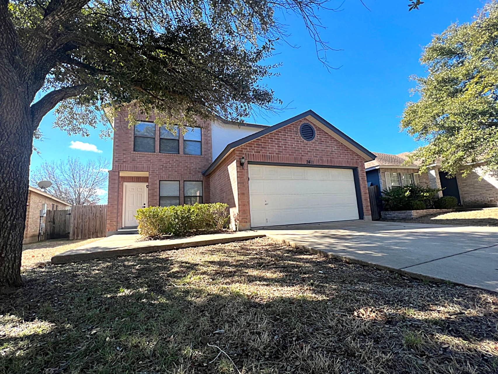 2411 Glen Field DR