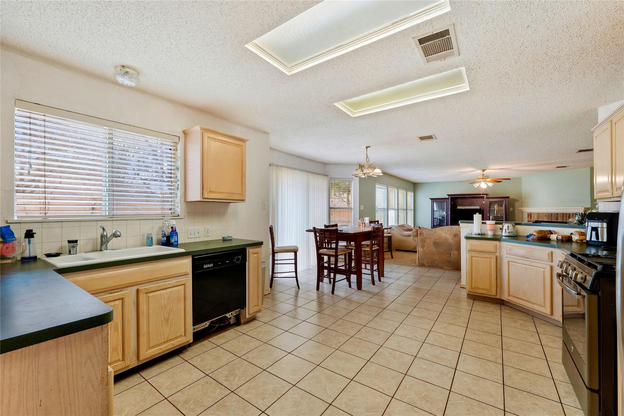 4008 Springwillow LN