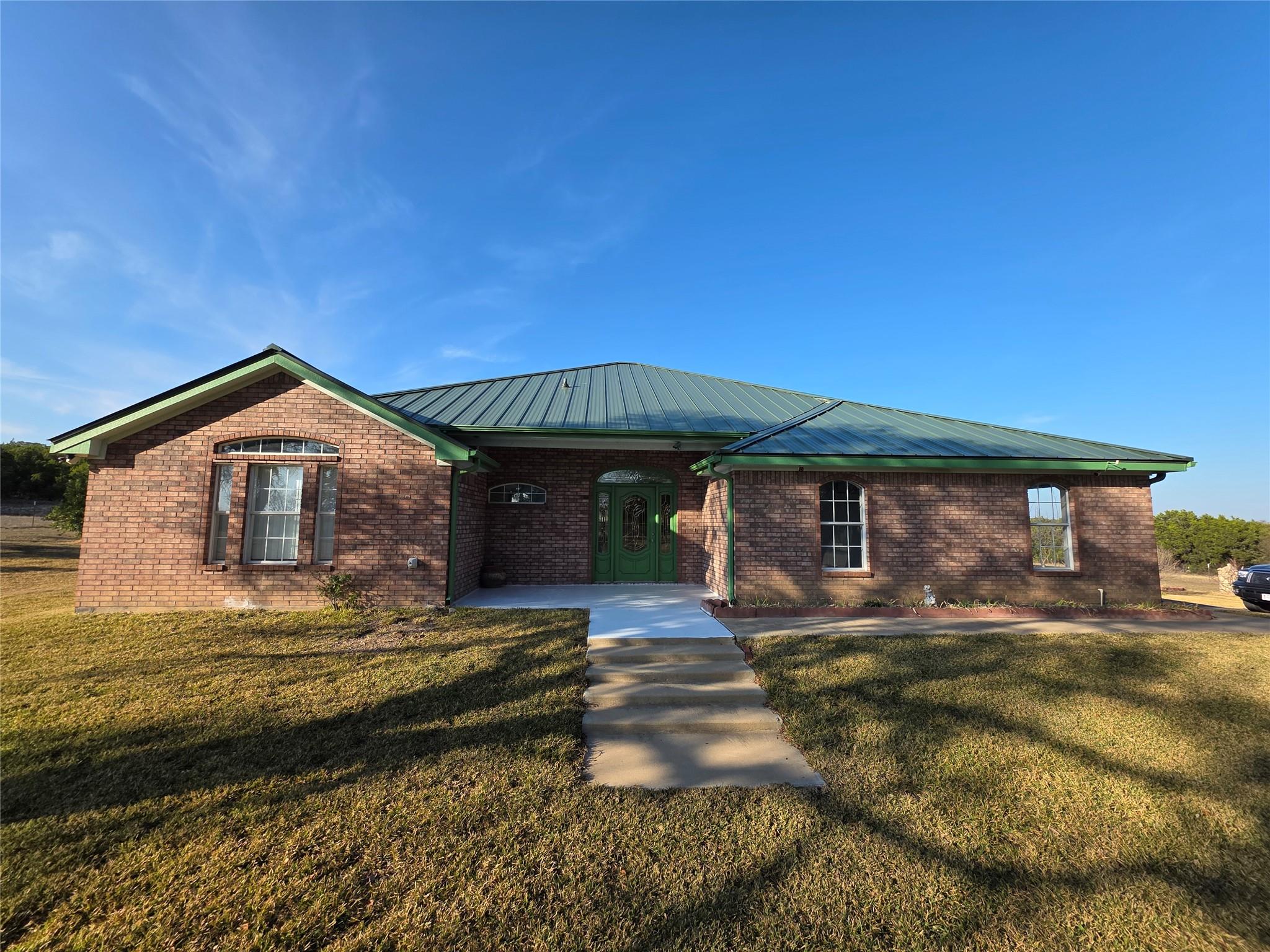 853 County Road 4390