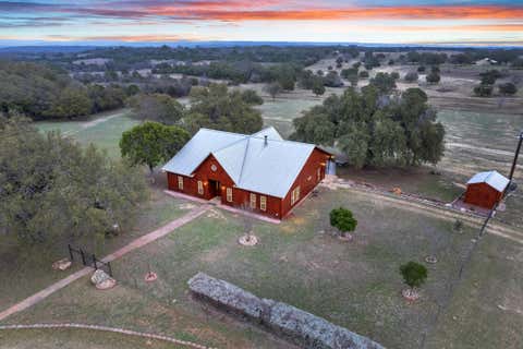 Photo of 117 County Road 407, Spicewood, TX 78669 (MLS # 1379017)
