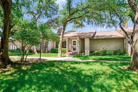 8113 East CT Austin TX 78759