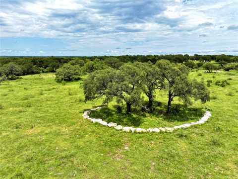 209 Rocky Hollow RD San Saba TX 76877