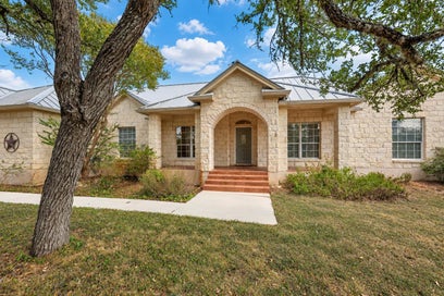 1211 Quail Ridge DR Dripping Springs TX 78620