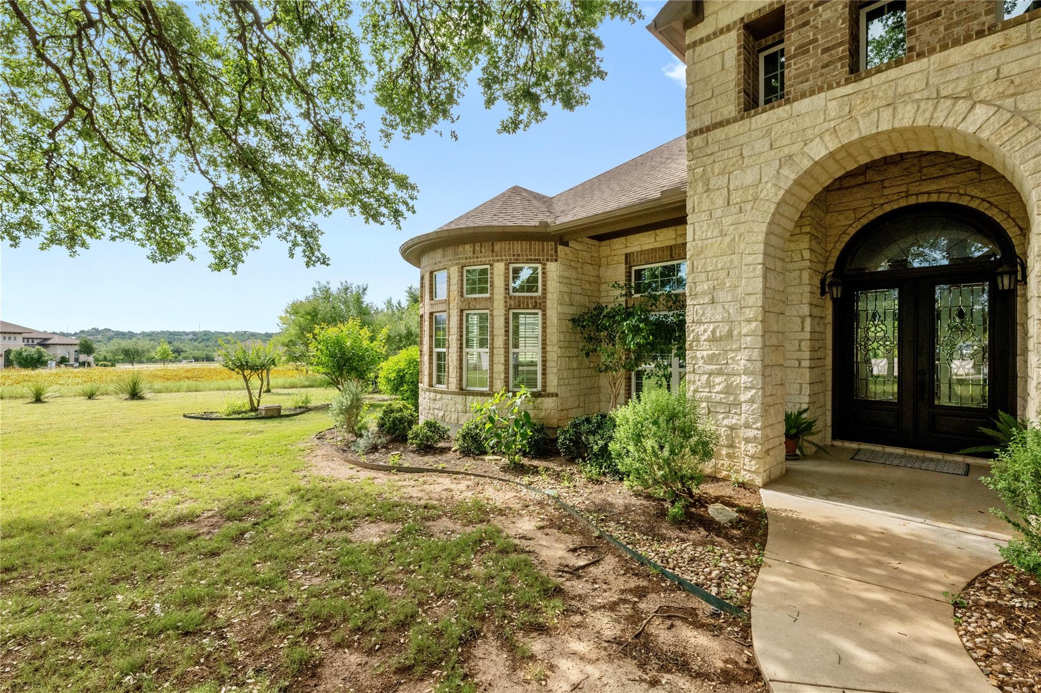 114 Hazelnut CT