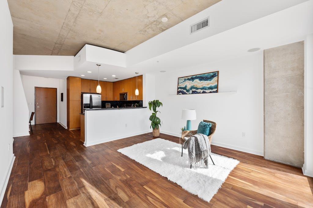 360 Nueces ST 1407