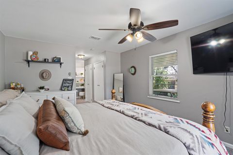 Tiny photo for 21446 Lakefront DR, Lago Vista, TX 78645 (MLS # 9031443)