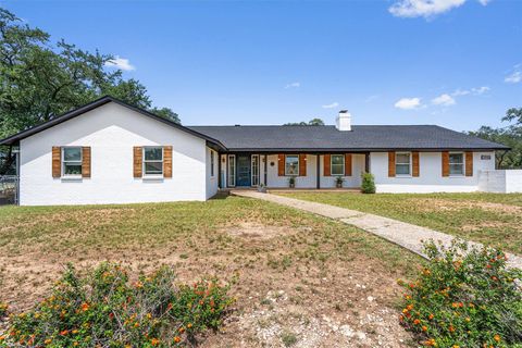 Tiny photo for 21446 Lakefront DR, Lago Vista, TX 78645 (MLS # 9031443)