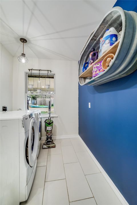 Tiny photo for 21446 Lakefront DR, Lago Vista, TX 78645 (MLS # 9031443)