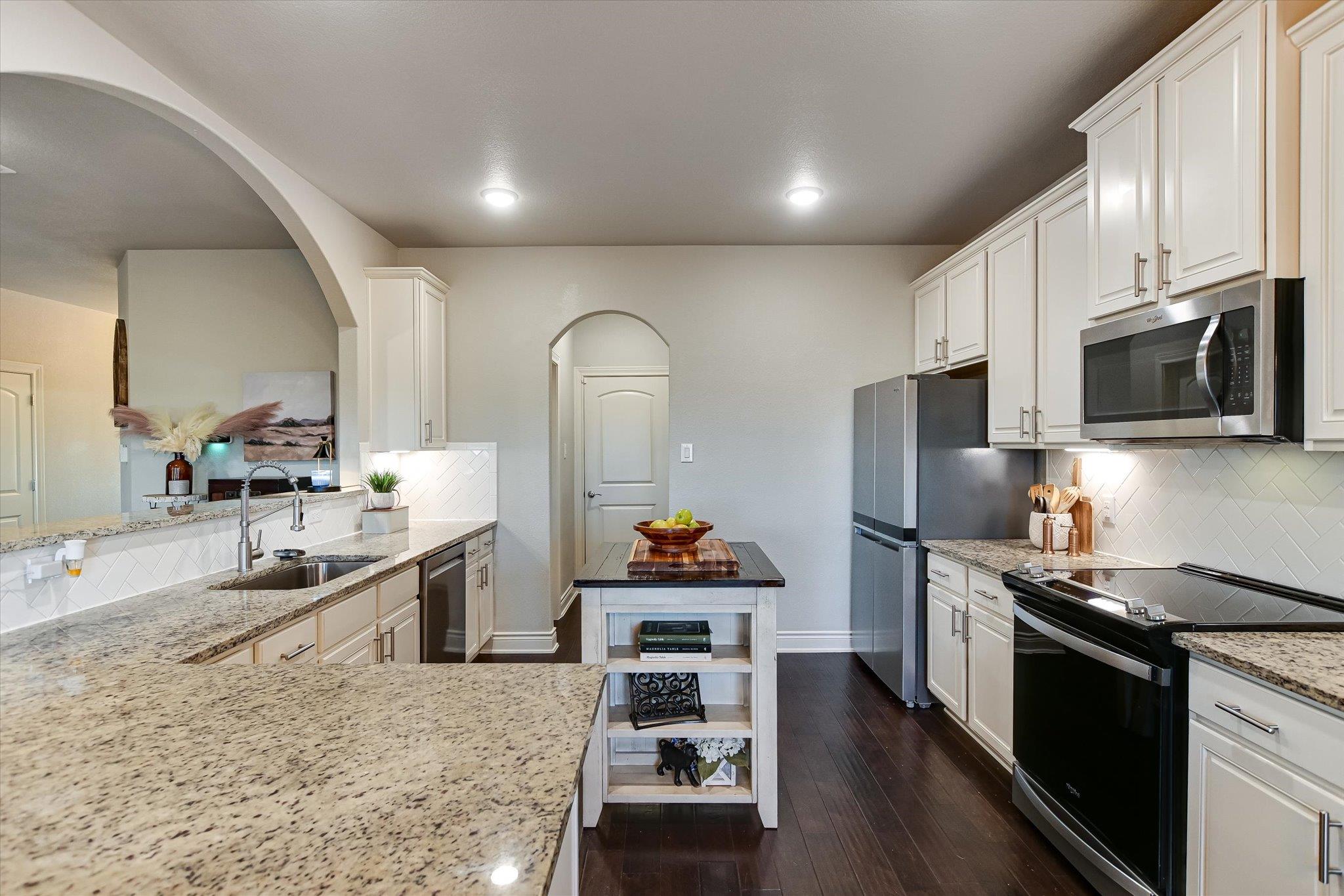 Manor, Texas 78653, United States, 4 Bedrooms Bedrooms, ,3 BathroomsBathrooms,Residential,Active,93241