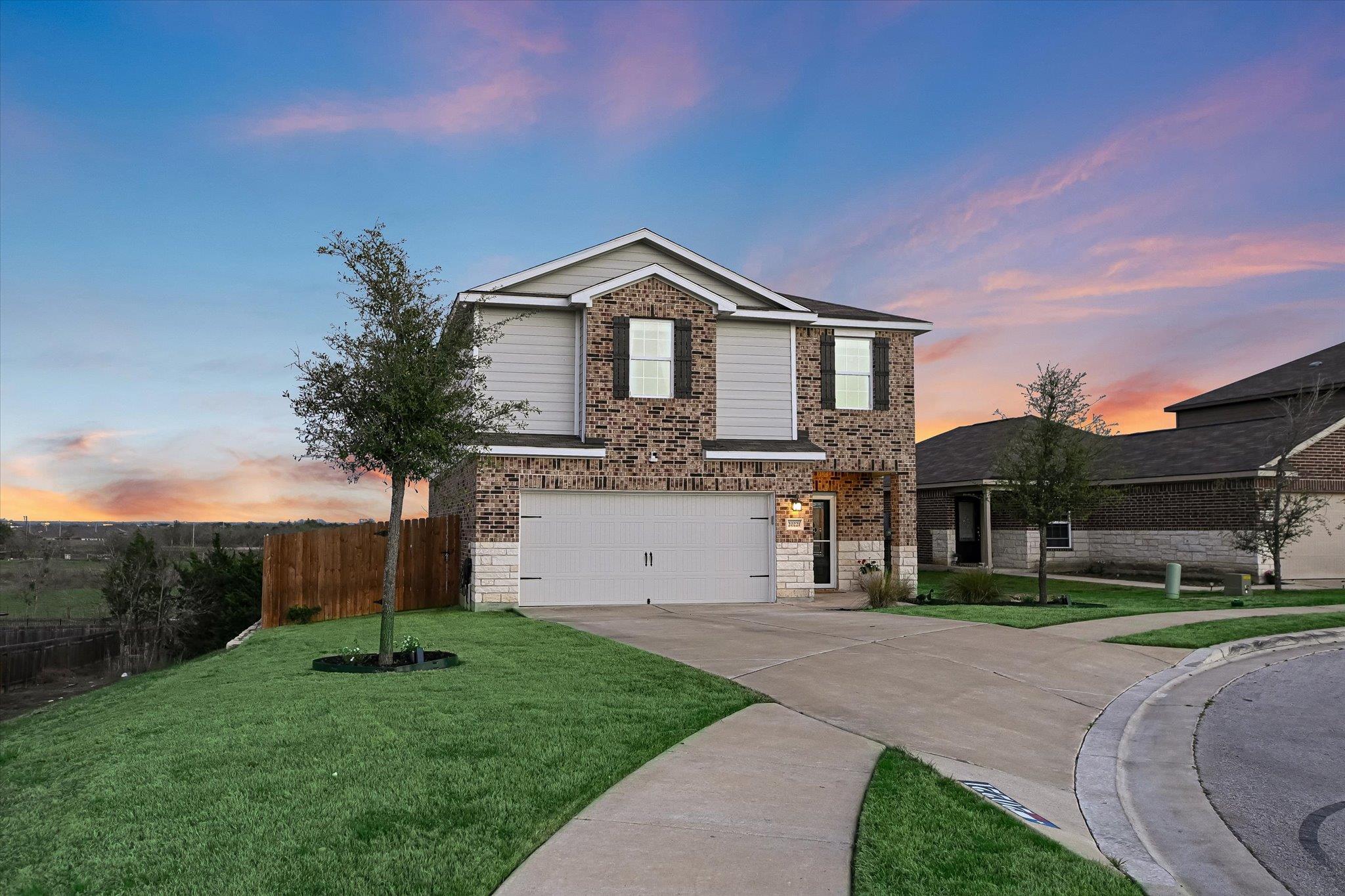 Manor, Texas 78653, United States, 4 Bedrooms Bedrooms, ,3 BathroomsBathrooms,Residential,Active,93241