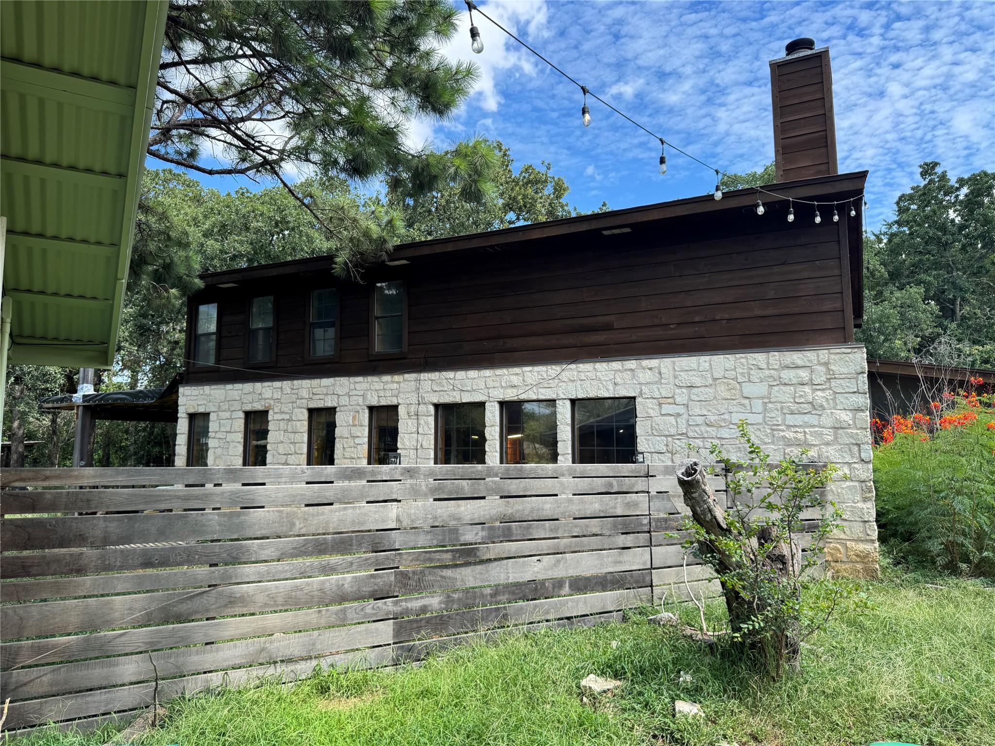 112 Michele DR